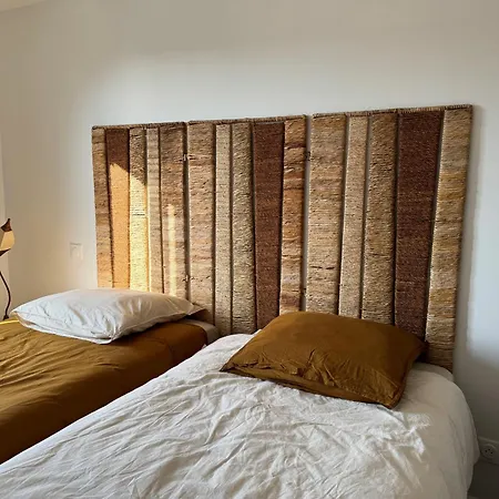 Hotel Maison Saint-palais-sur-mer, 5 Pieces, 8 Personnes - Fr-1-539-60 3*